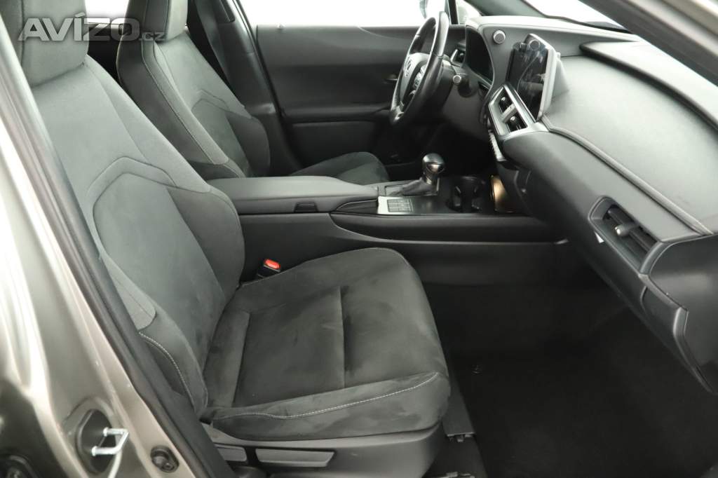 Foto inzerátu Lexus UX 250h