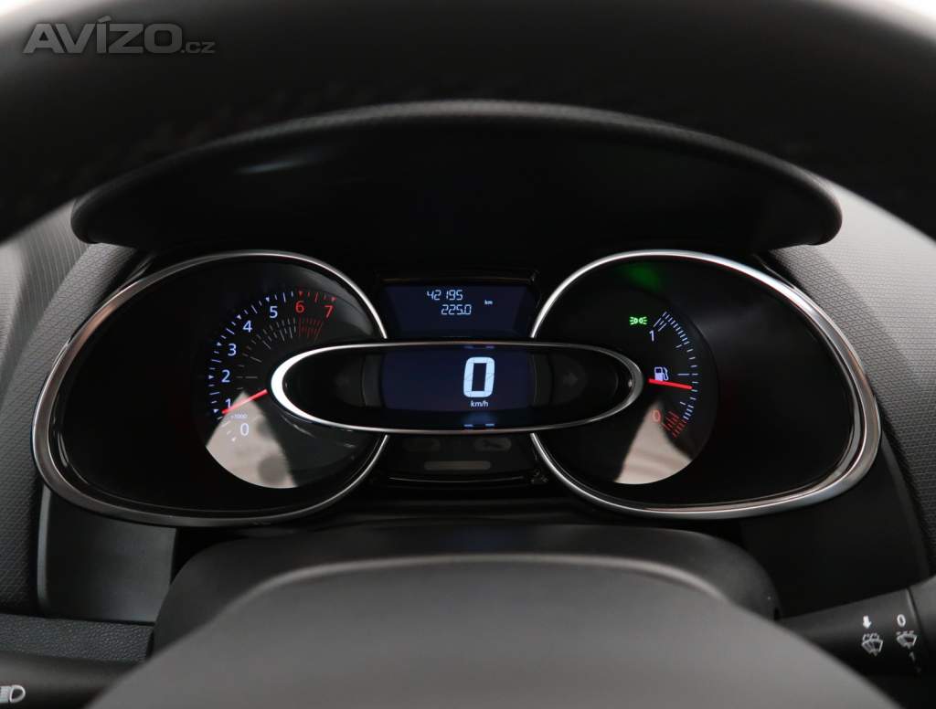 Foto inzerátu Renault Clio 1.2 16V