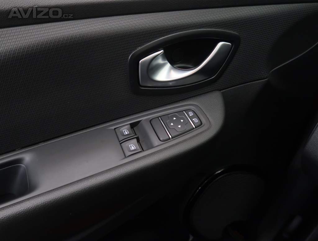 Foto inzerátu Renault Clio 1.2 16V