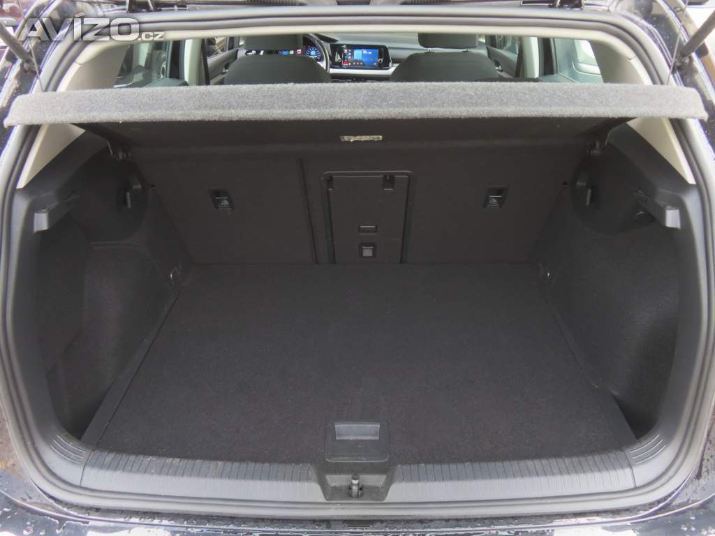 Foto inzerátu Volkswagen Golf 1.0 TSI