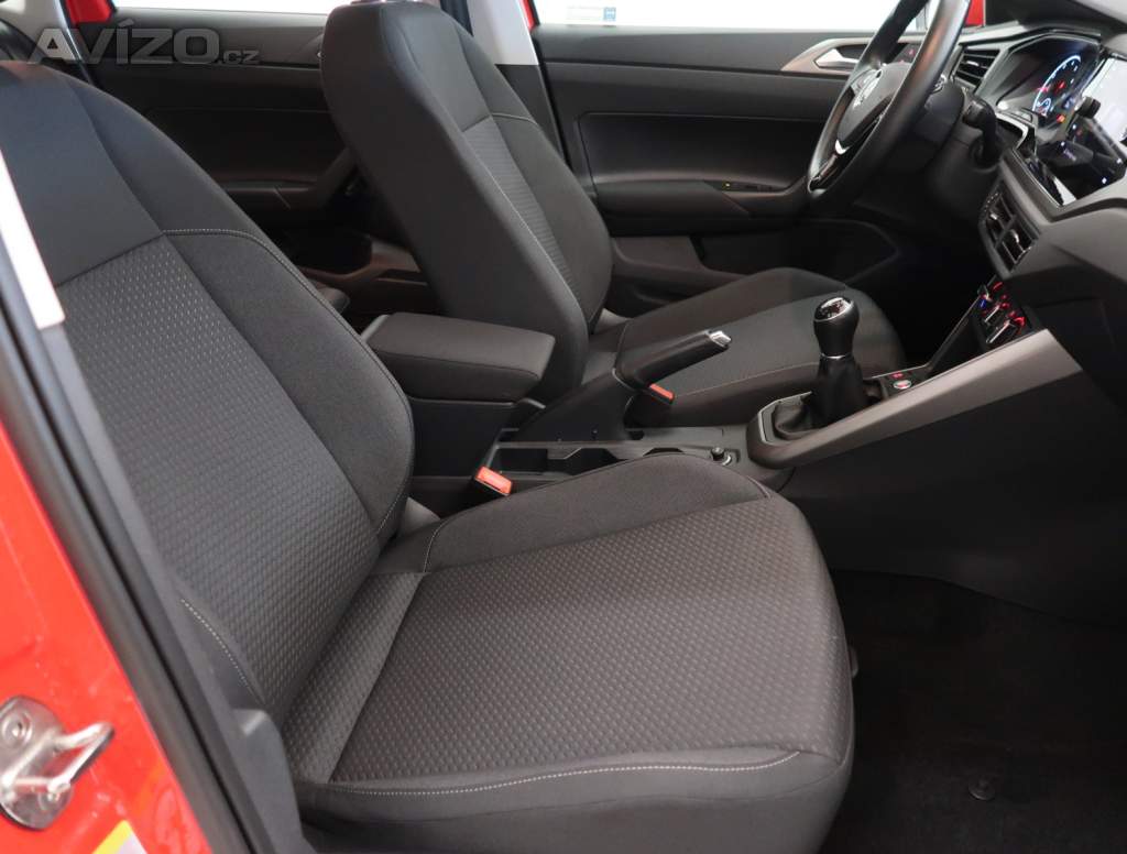 Foto inzerátu Volkswagen Polo 1.0 TSI
