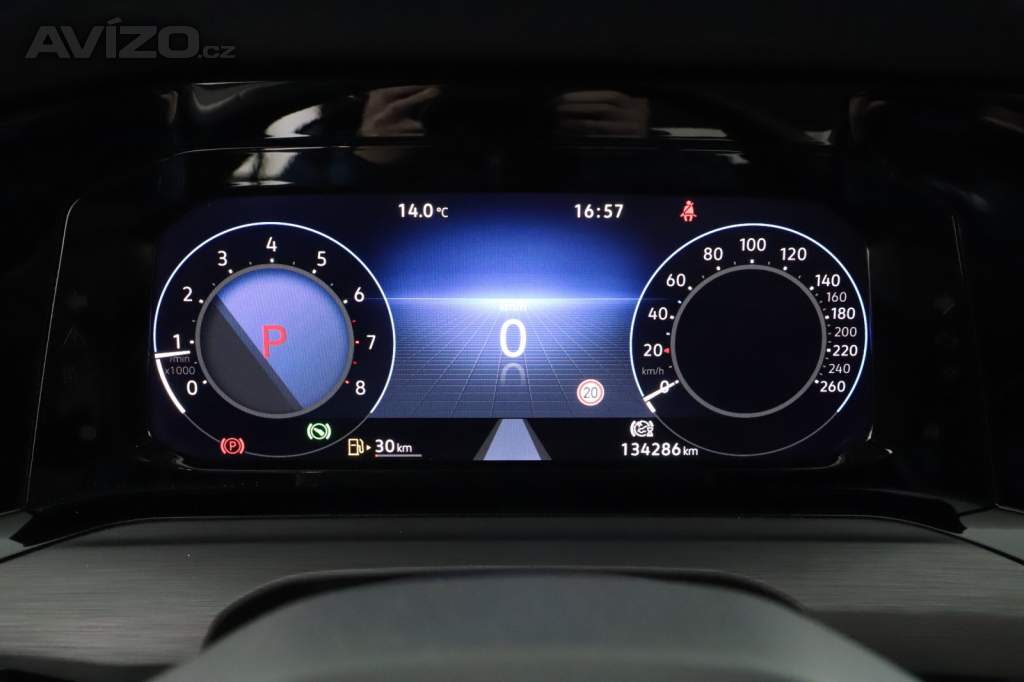 Foto inzerátu Volkswagen Golf 1.5 eTSI