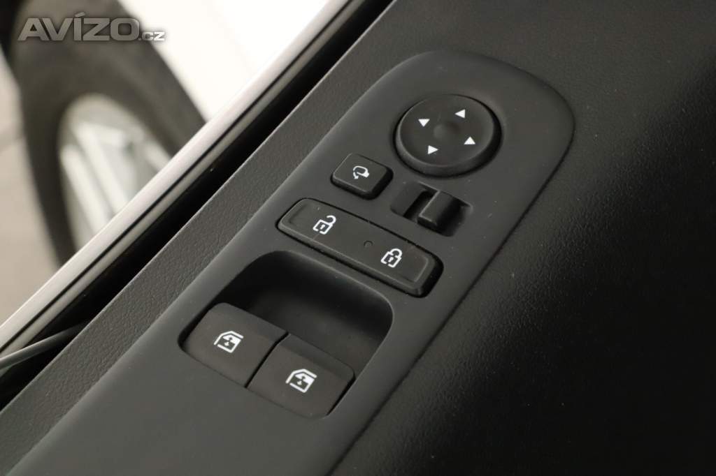 Foto inzerátu Hyundai Staria 2.2 CRDi