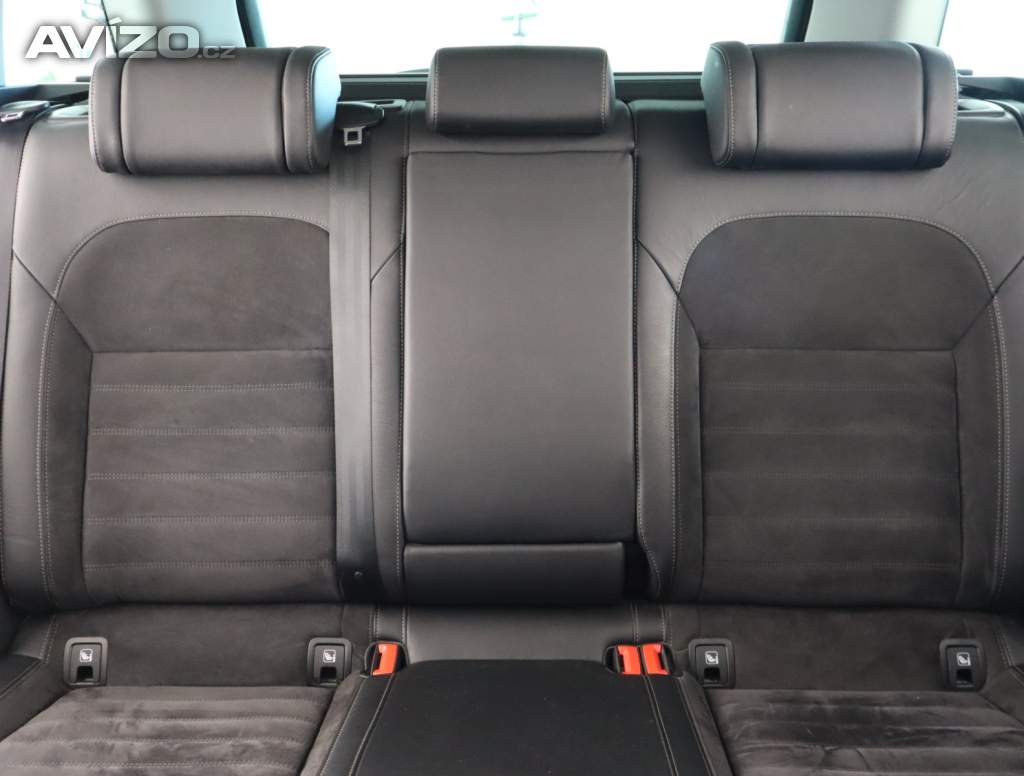 Foto inzerátu Škoda Superb 2.0 TSI