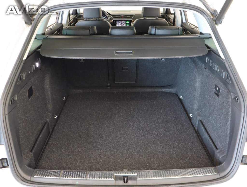 Foto inzerátu Škoda Superb 2.0 TSI