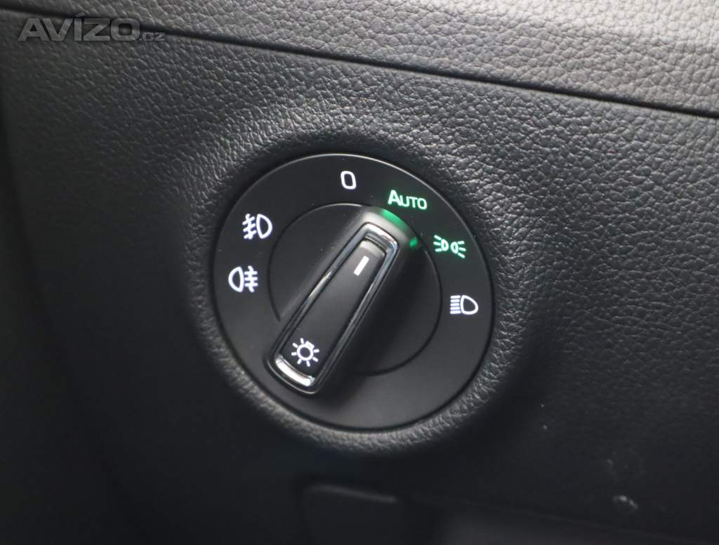 Foto inzerátu Škoda Superb 2.0 TSI