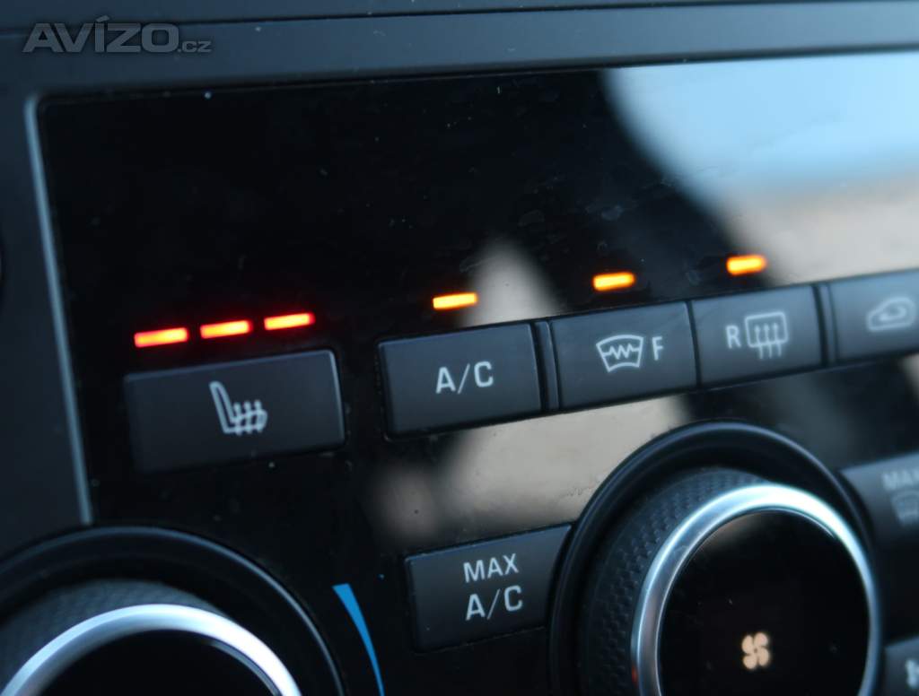 Foto inzerátu Land Rover Discovery Sport TD4