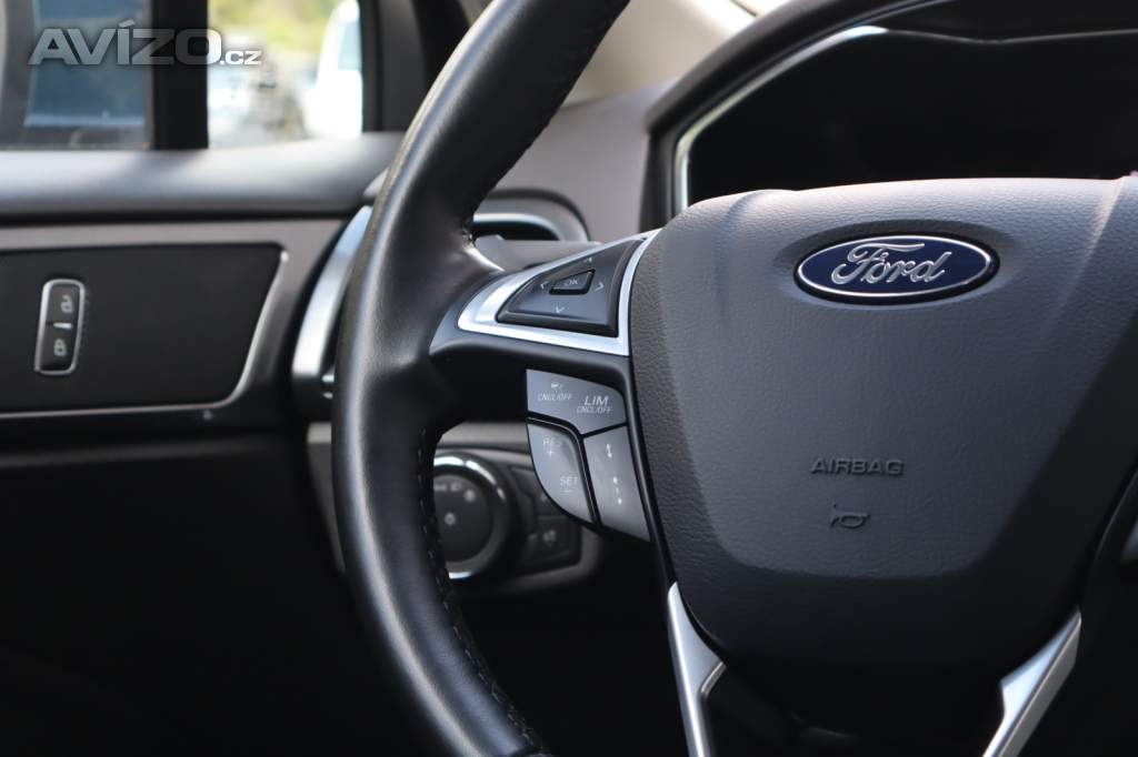 Foto inzerátu Ford Mondeo 2.0 Hybrid