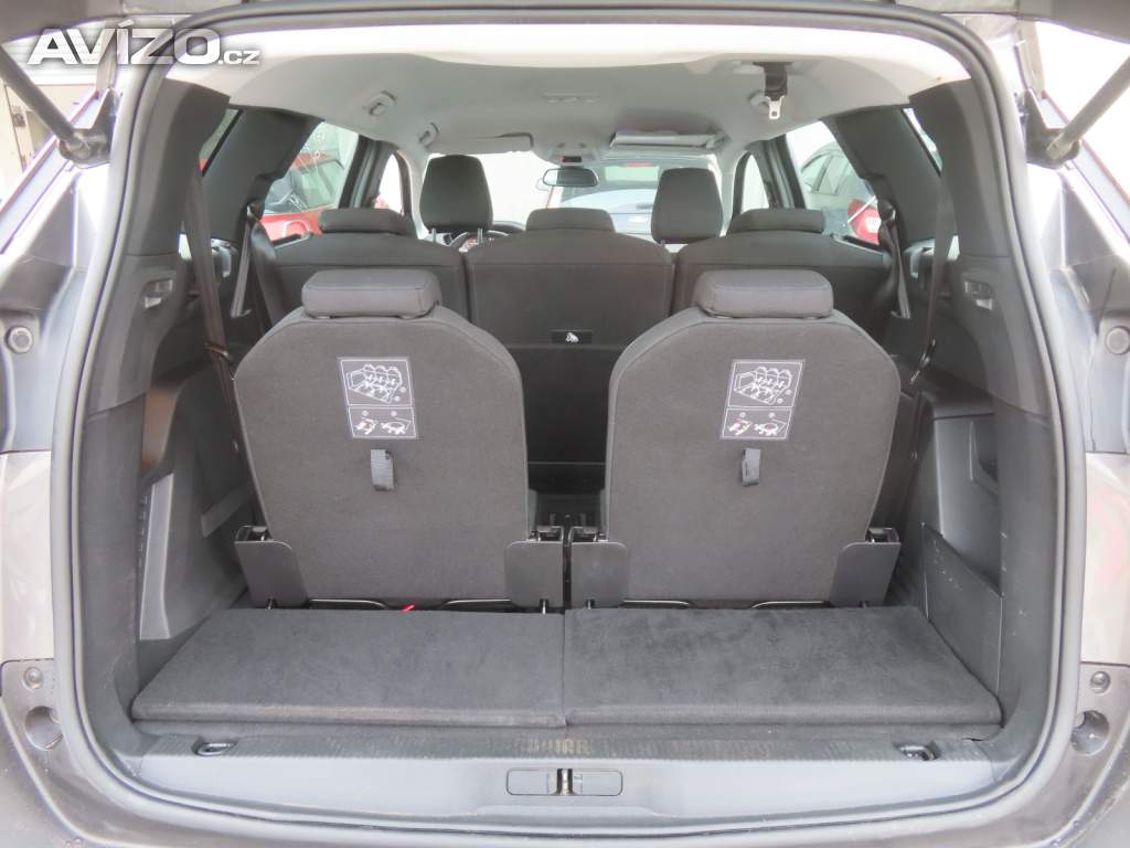 Foto inzerátu Peugeot 5008 PureTech 130