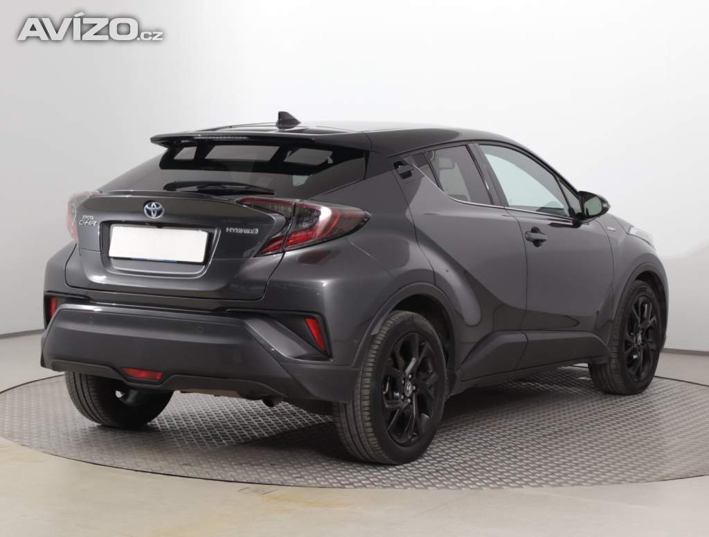 Foto inzerátu Toyota C-HR 1.8 Hybrid