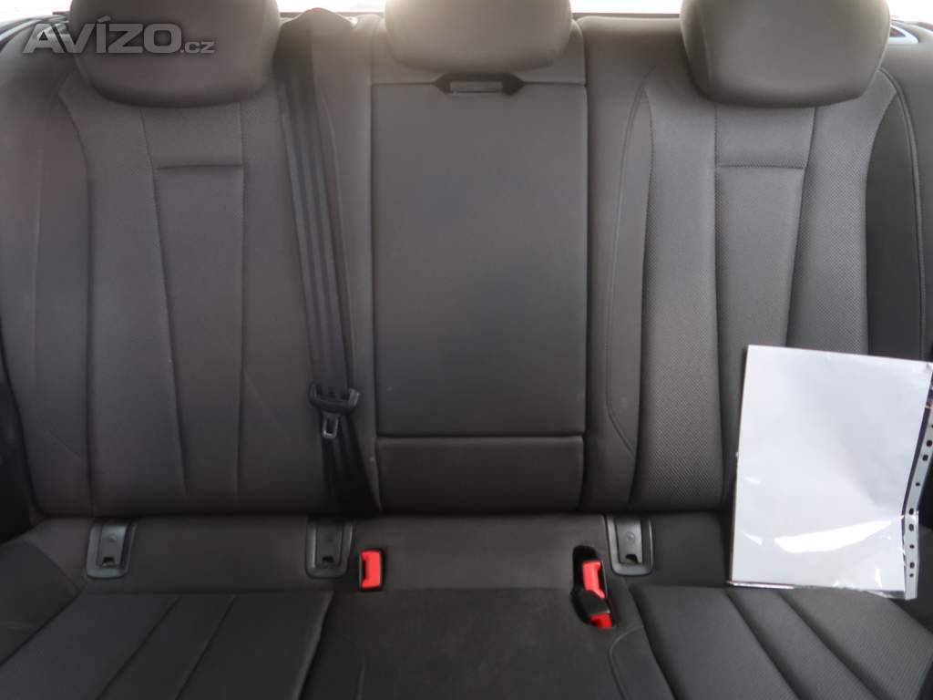 Foto inzerátu Audi A4 35 TDI