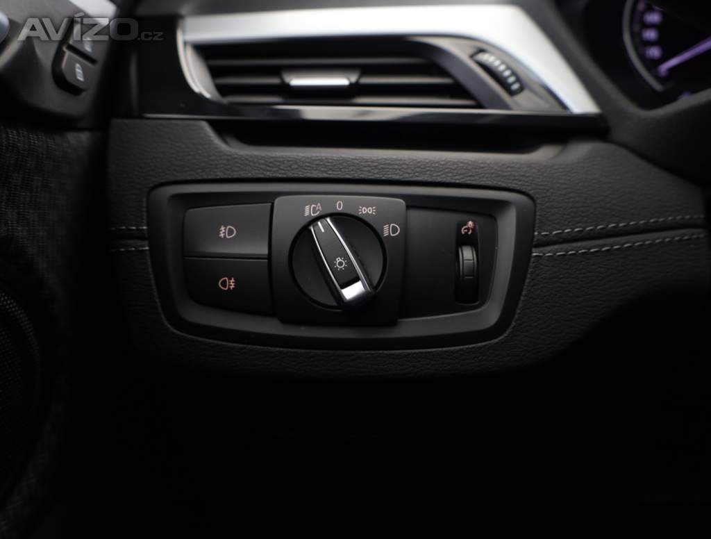 Foto inzerátu BMW X2 sDrive18i