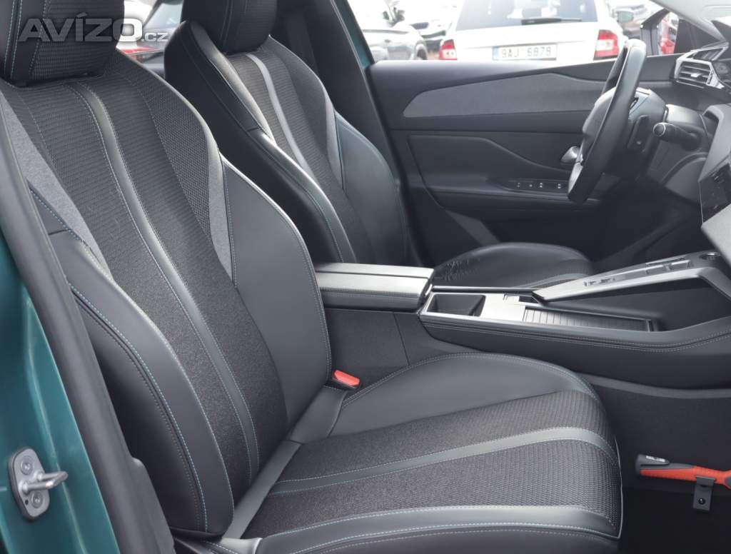 Foto inzerátu Peugeot 308 1.2 PureTech