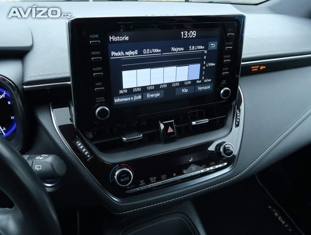 Foto inzerátu Toyota Corolla 1.8 Hybrid