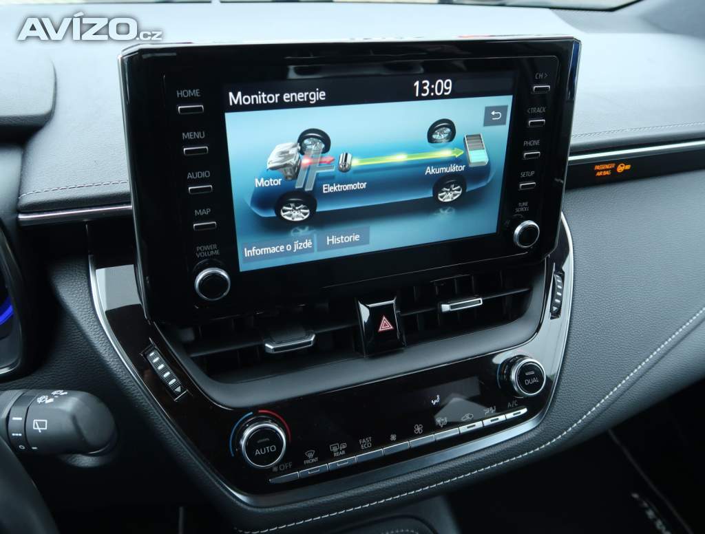 Foto inzerátu Toyota Corolla 1.8 Hybrid