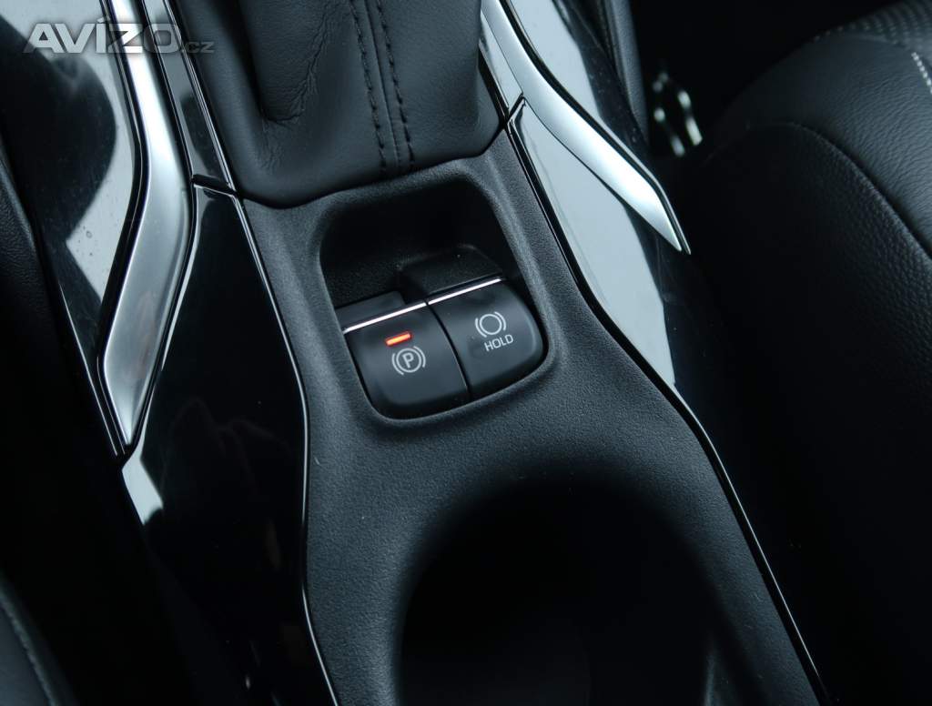 Foto inzerátu Toyota Corolla 1.8 Hybrid