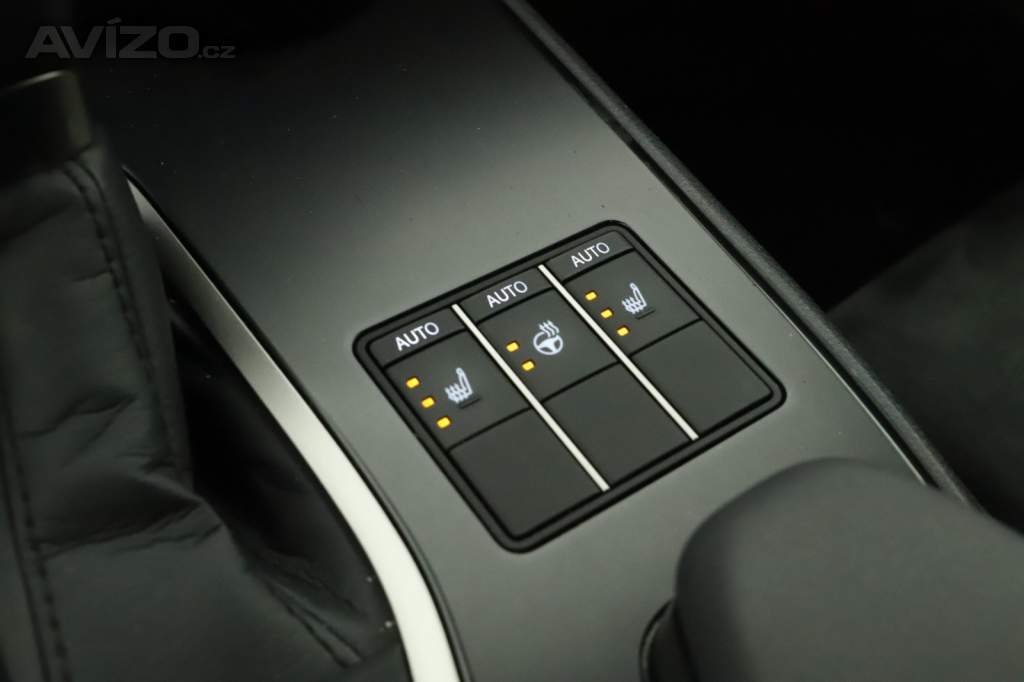 Foto inzerátu Lexus UX 250h