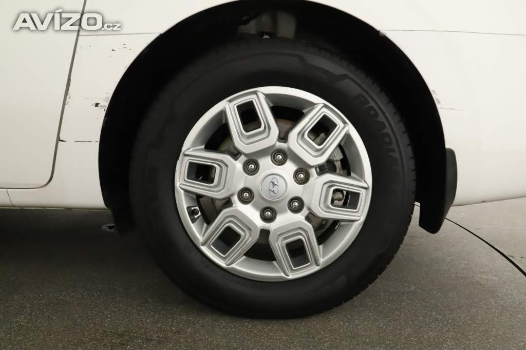 Foto inzerátu Hyundai Staria 2.2 CRDi