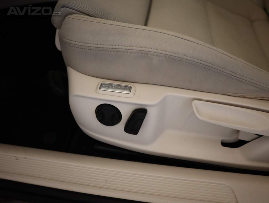 Foto inzerátu Volkswagen Passat 1.6 TDI