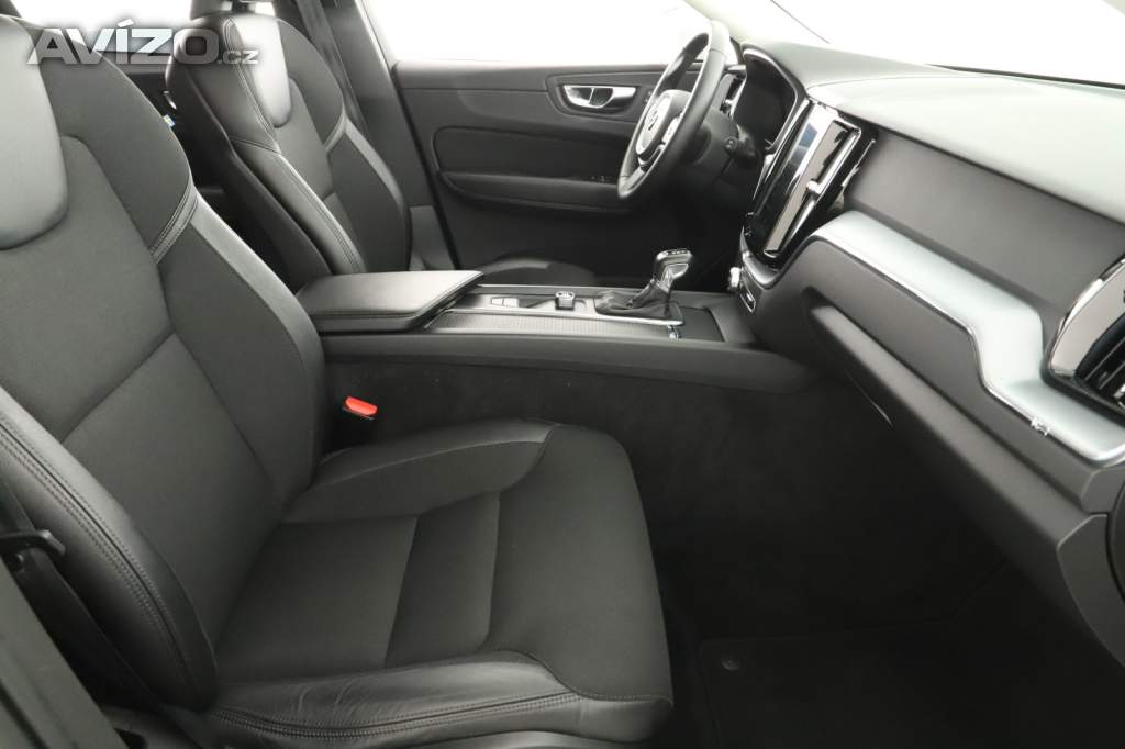 Foto inzerátu Volvo XC60 T5 AWD