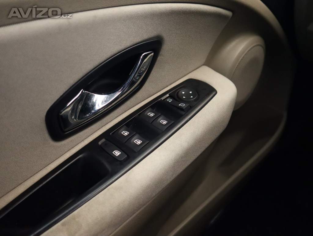 Foto inzerátu Renault Fluence 1.6 16V