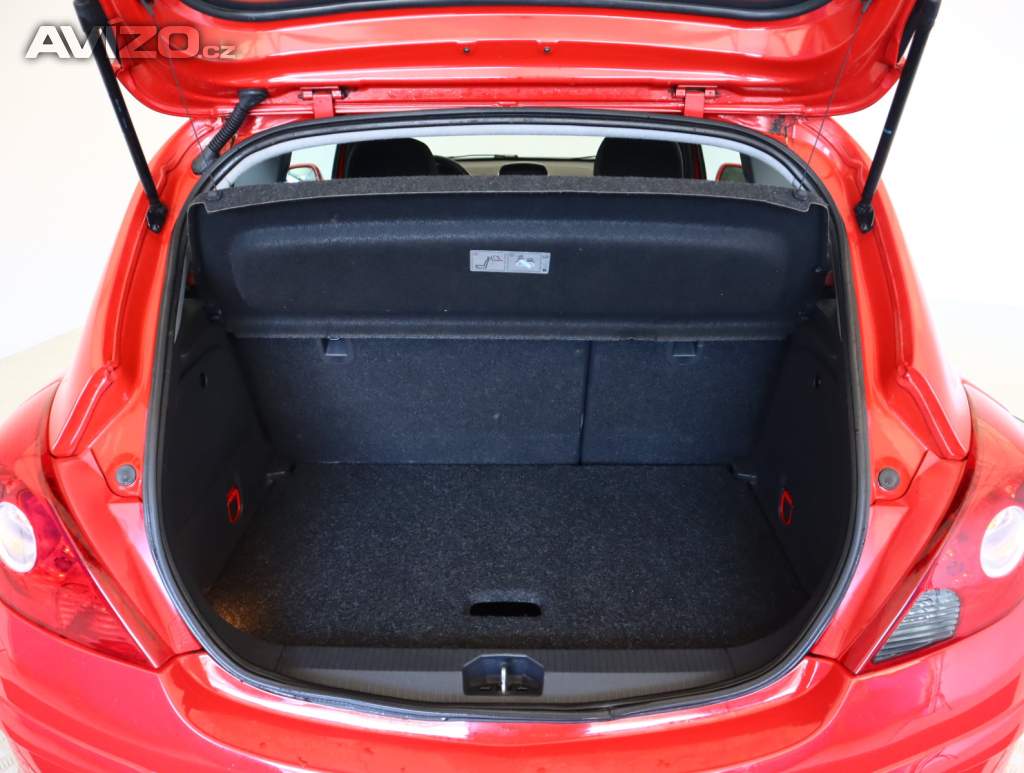 Foto inzerátu Opel Corsa 1.6 T GSi