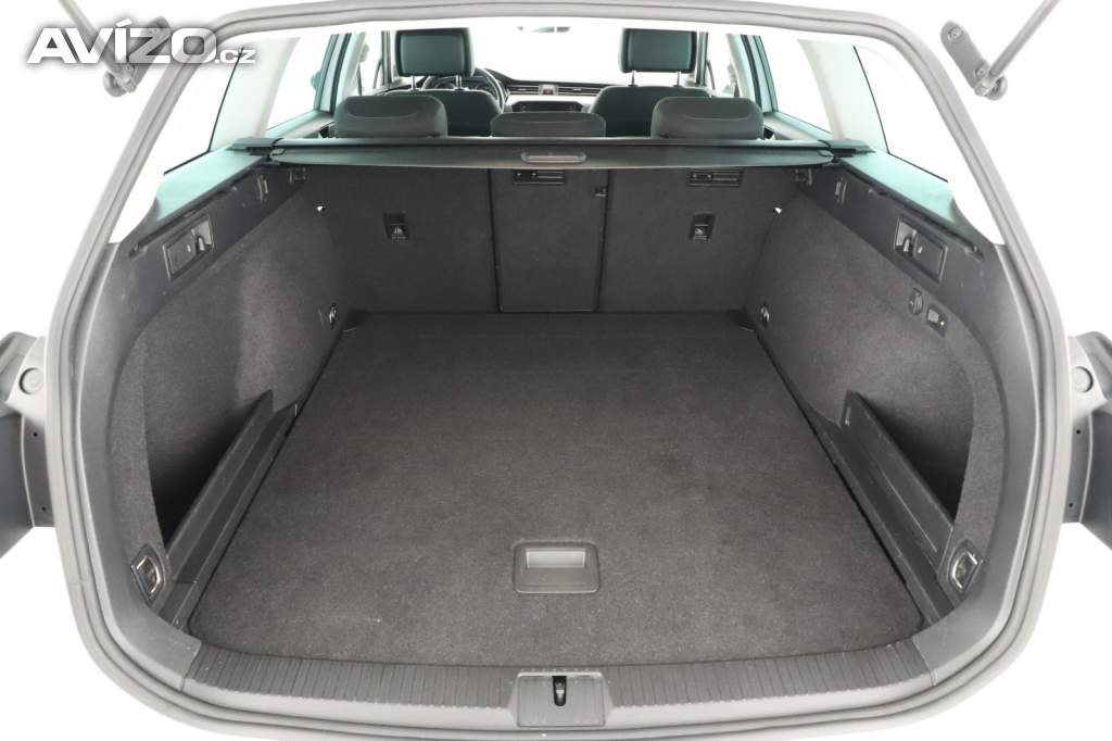 Foto inzerátu Volkswagen Passat 2.0 TDI