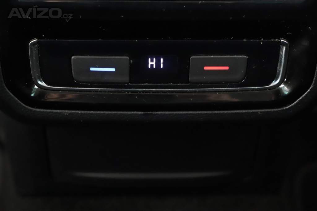 Foto inzerátu Volkswagen Passat 2.0 TDI