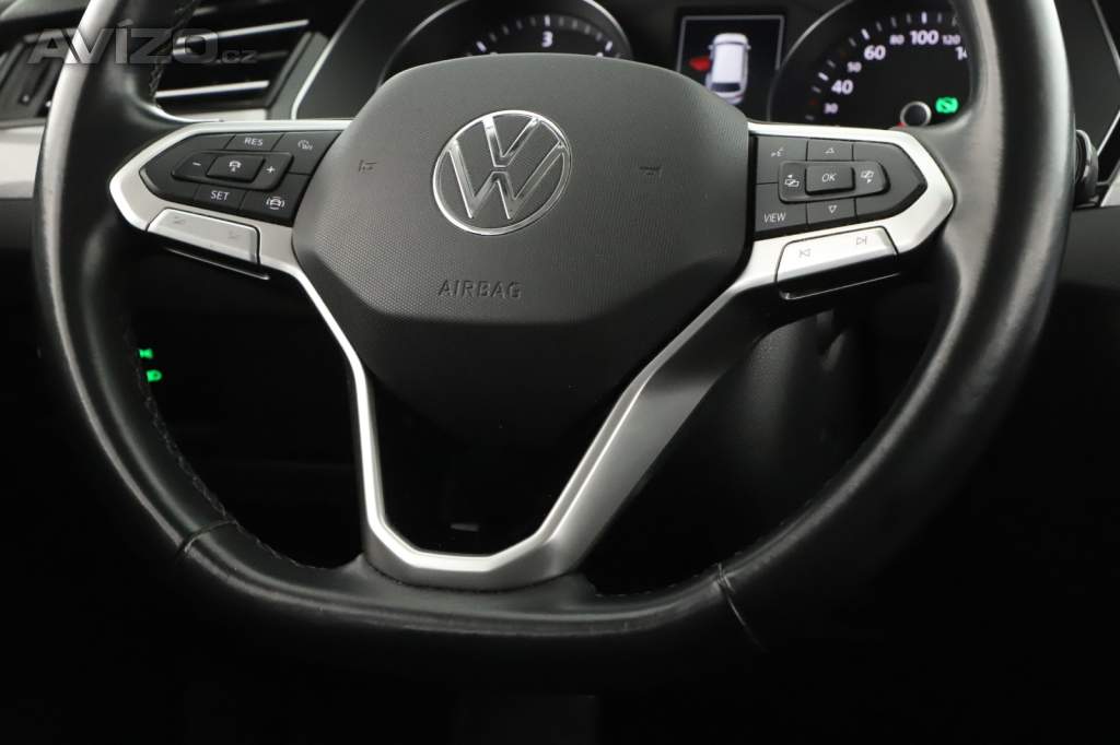 Foto inzerátu Volkswagen Passat 2.0 TDI