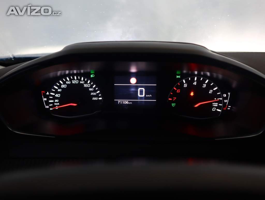 Foto inzerátu Peugeot 2008 1.2 PureTech