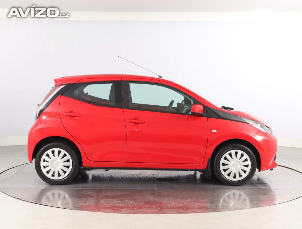 Foto inzerátu Toyota Aygo 1.0 VVT-i
