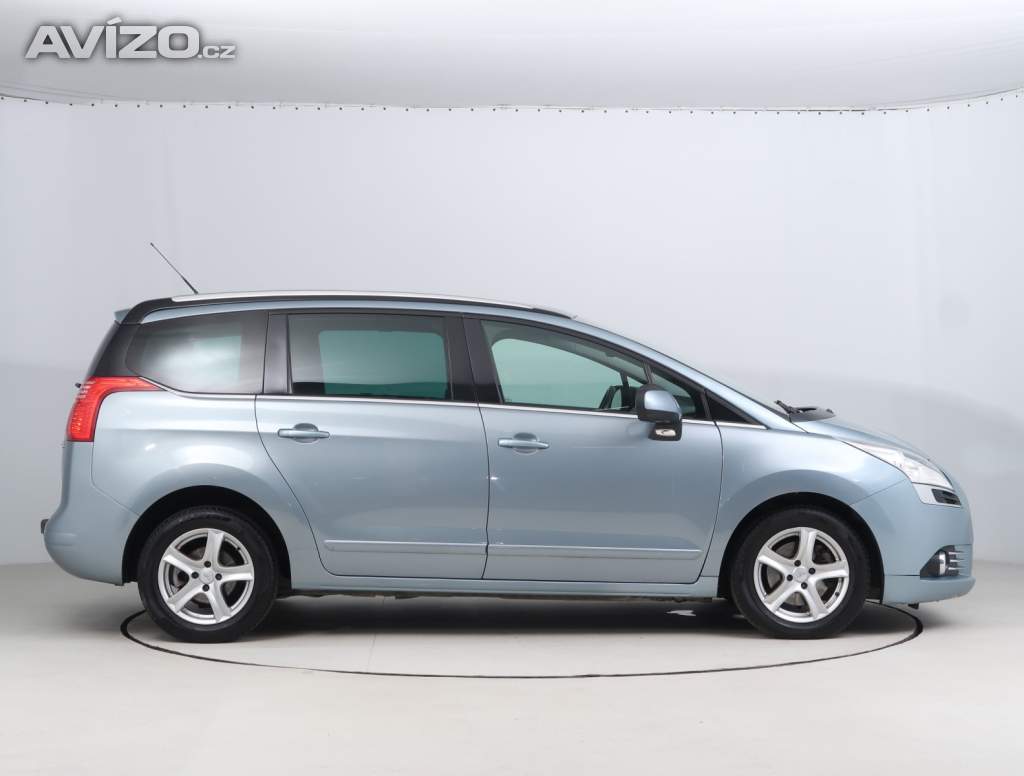 Foto inzerátu Peugeot 5008 1.6 THP