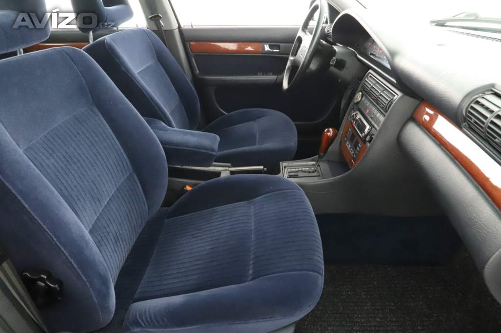 Foto inzerátu Audi 100 2.8i