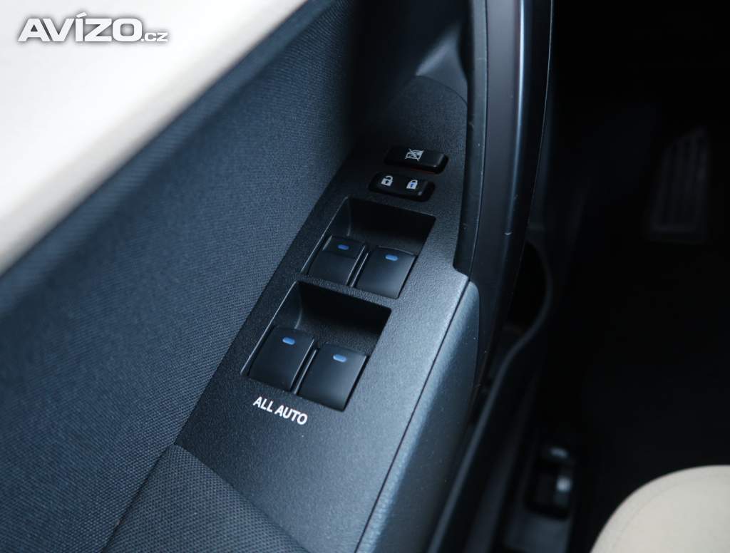 Foto inzerátu Toyota Corolla 1.6 Valvematic