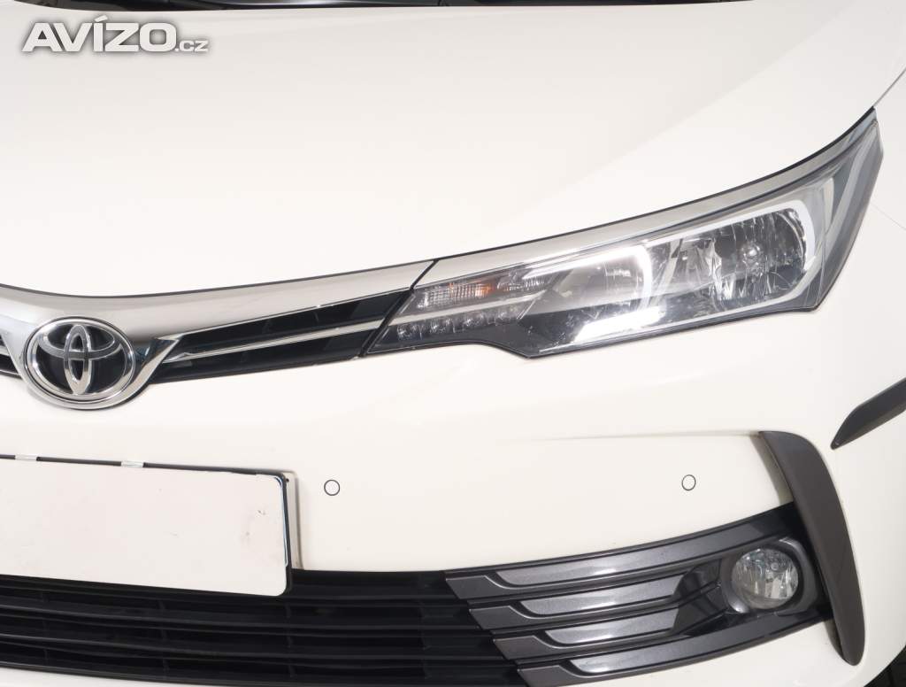 Foto inzerátu Toyota Corolla 1.6 Valvematic