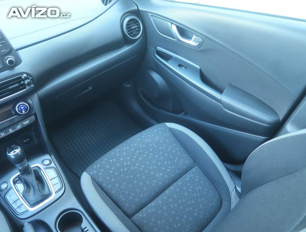 Foto inzerátu Hyundai Kona 1.6 T-GDI