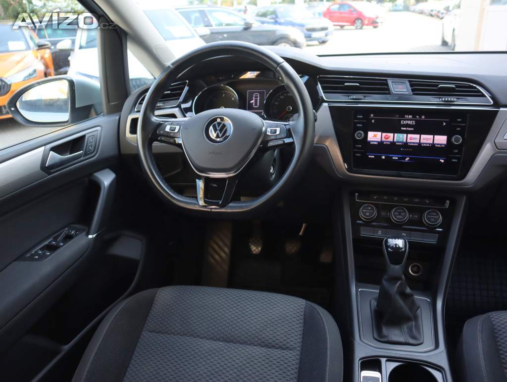 Foto inzerátu Volkswagen Touran 2.0 TDI