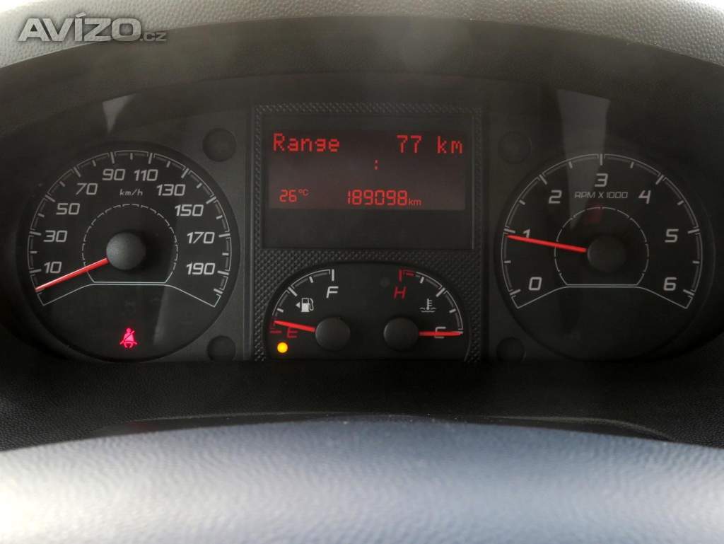 Foto inzerátu Citroën Jumper 2.2 BlueHDi