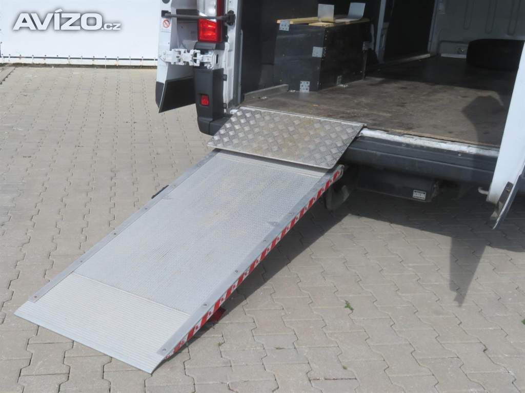 Foto inzerátu Citroën Jumper 2.2 BlueHDi