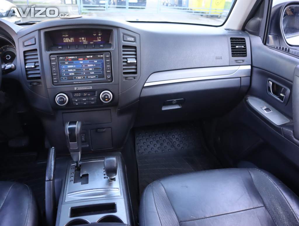 Foto inzerátu Mitsubishi Pajero 3.2 DI-D