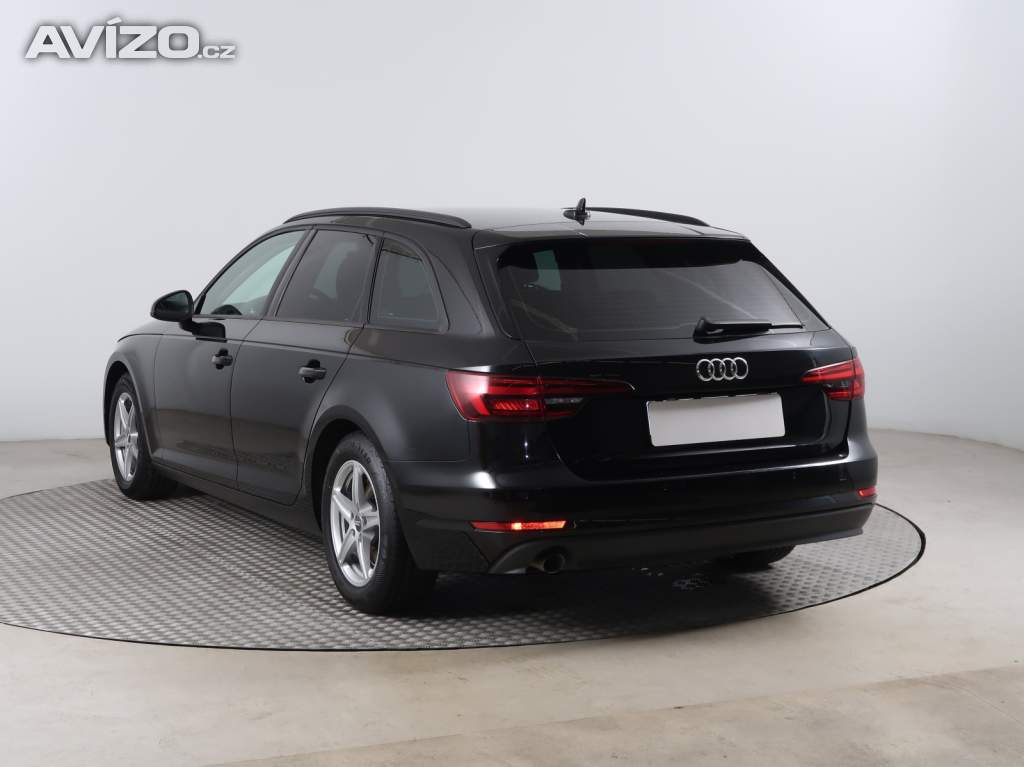 Foto inzerátu Audi A4 2.0 TDI