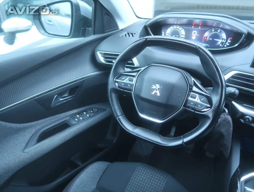 Foto inzerátu Peugeot 3008 1.5 BlueHDi