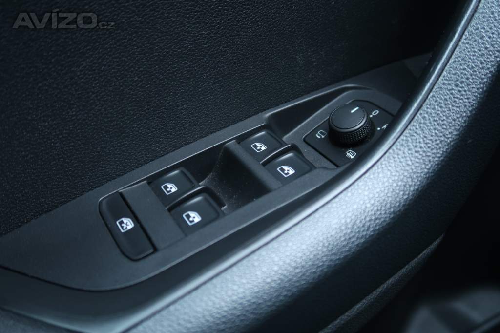 Foto inzerátu Škoda Karoq 1.6 TDI