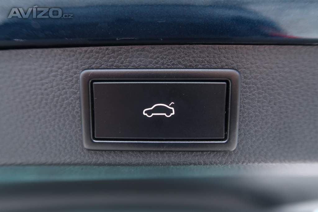 Foto inzerátu Škoda Karoq 1.6 TDI