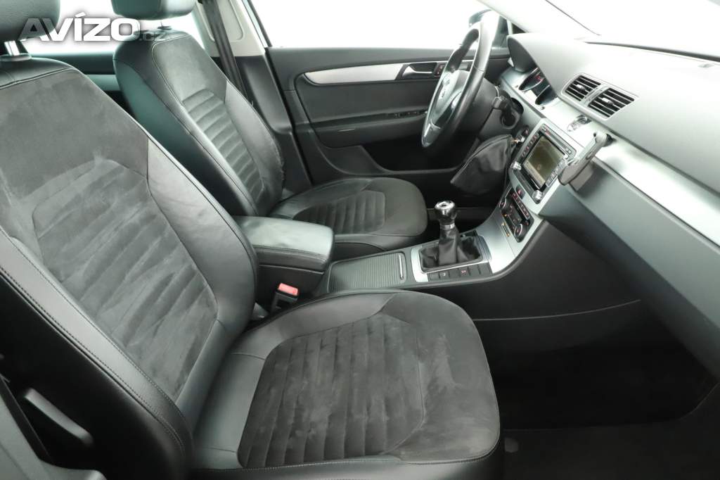 Foto inzerátu Volkswagen Passat 2.0 TDI