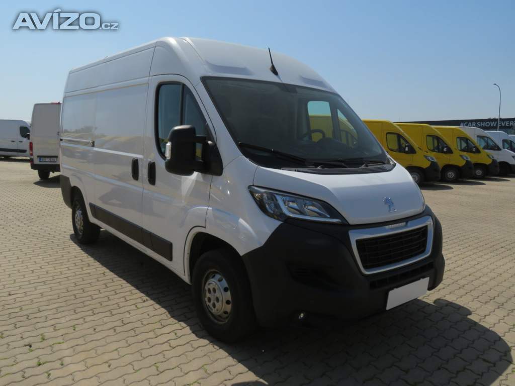Peugeot Boxer 2.2 BlueHDi