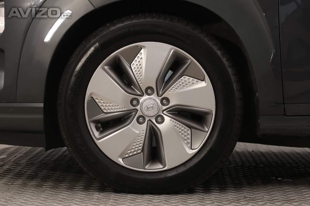 Foto inzerátu Hyundai Kona Electric 64 kWh