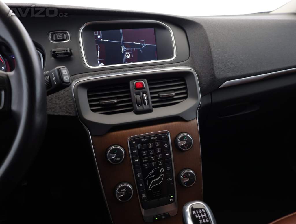 Foto inzerátu Volvo V40 1.6 D2