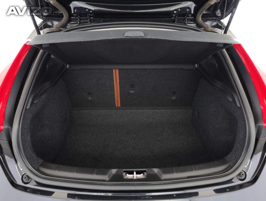 Foto inzerátu Volvo V40 1.6 D2