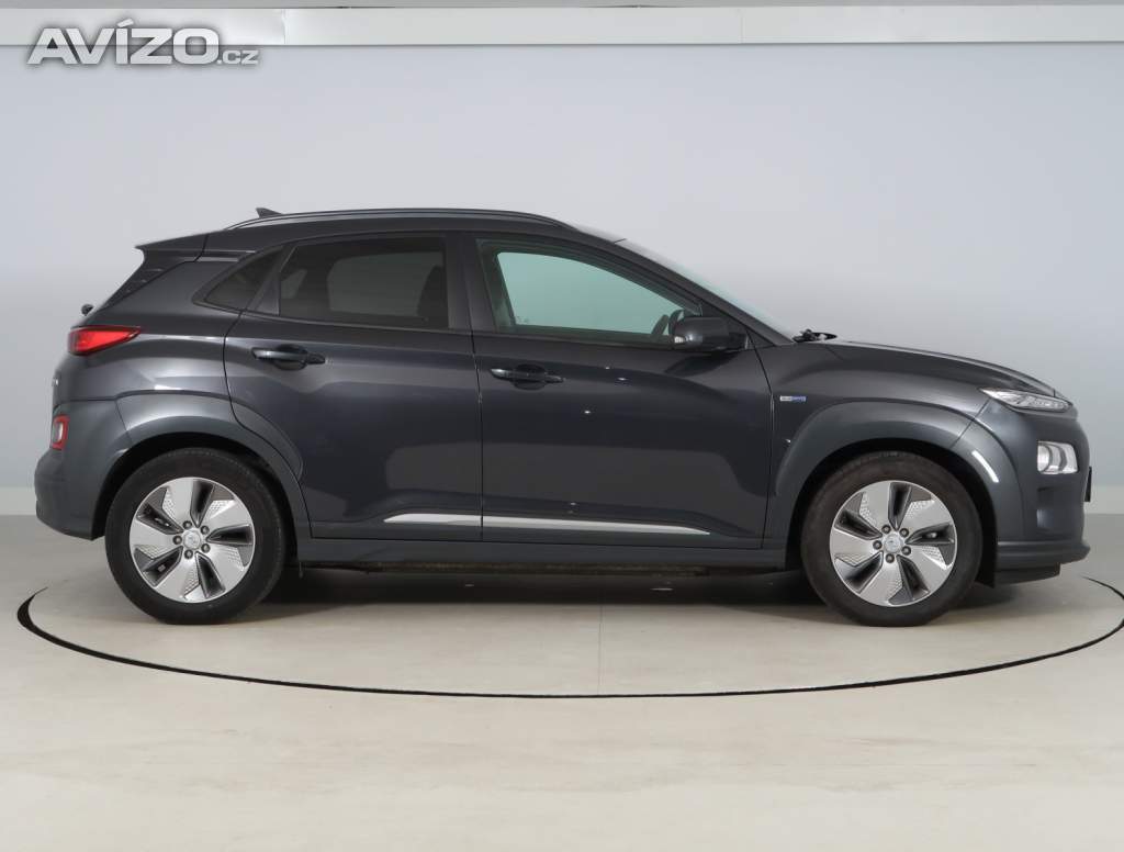 Foto inzerátu Hyundai Kona Electric 64 kWh